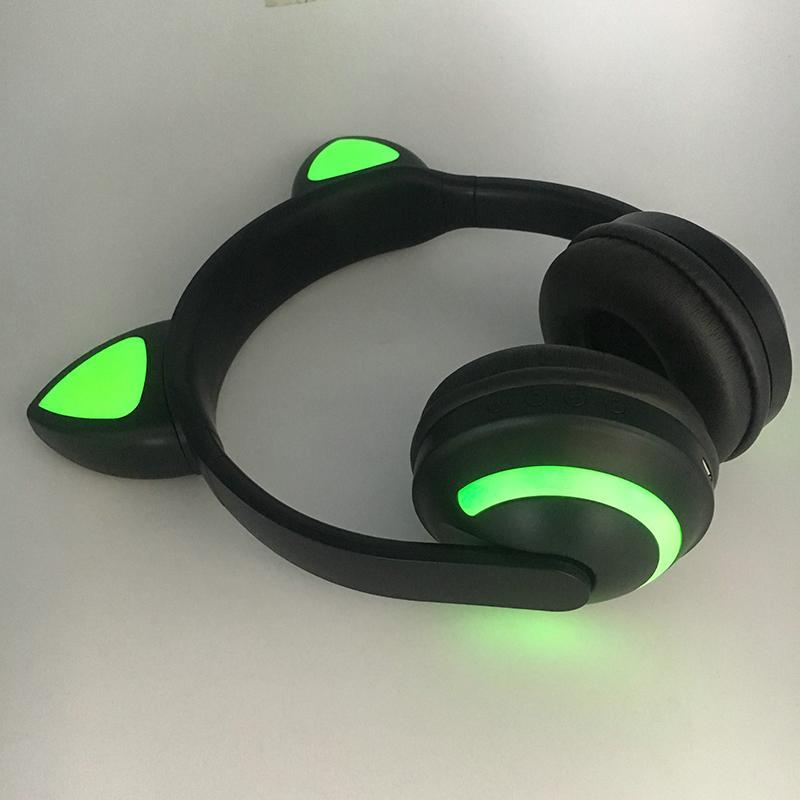 Cat Glowing Bluetooth Headphones