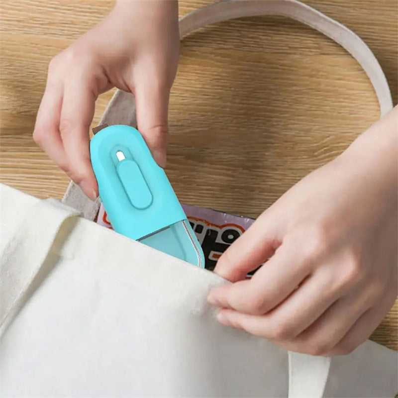 2 in 1 Handheld Tragbare Lebensmittelaufbewahrungstasche Versiegelungsgerät mit Cutter