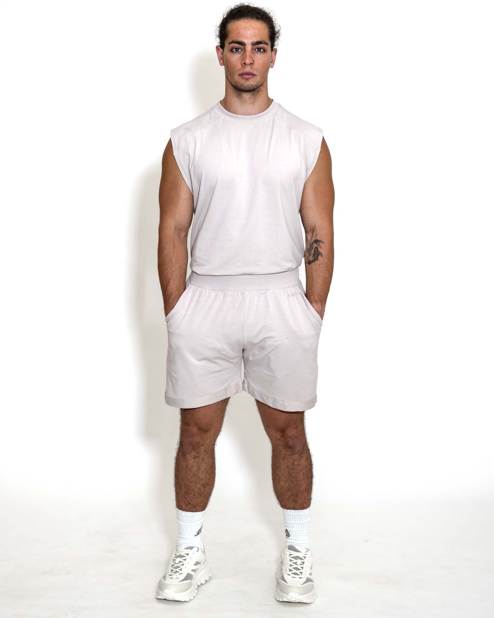 Gearwelt Shorts – Silbersand