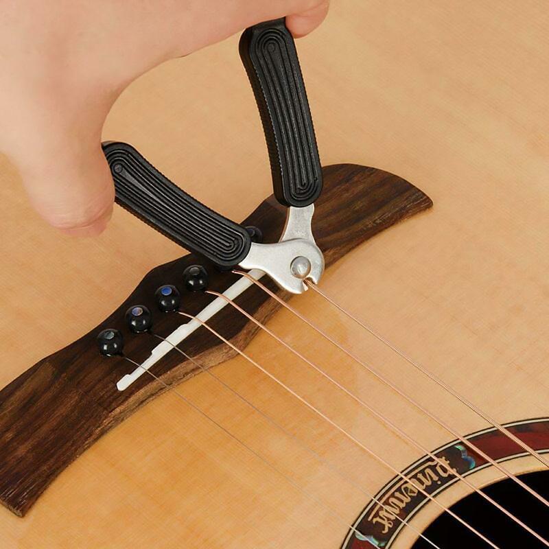3 In 1 Werkzeug zum Wechseln von Gitarrensaiten