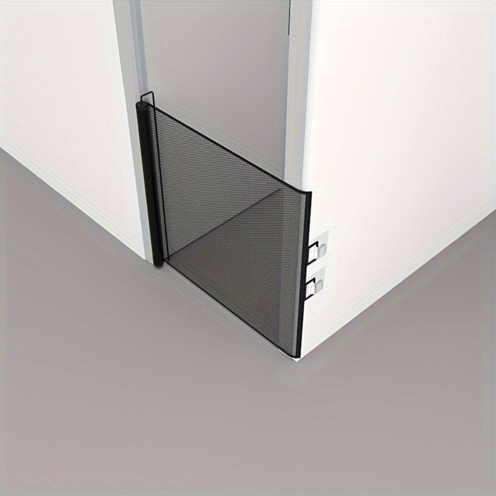 Retractable Dog & Baby Safety Gate | No-Drill Installation, Durable Mesh & Ideal for Doorways and Stairs
