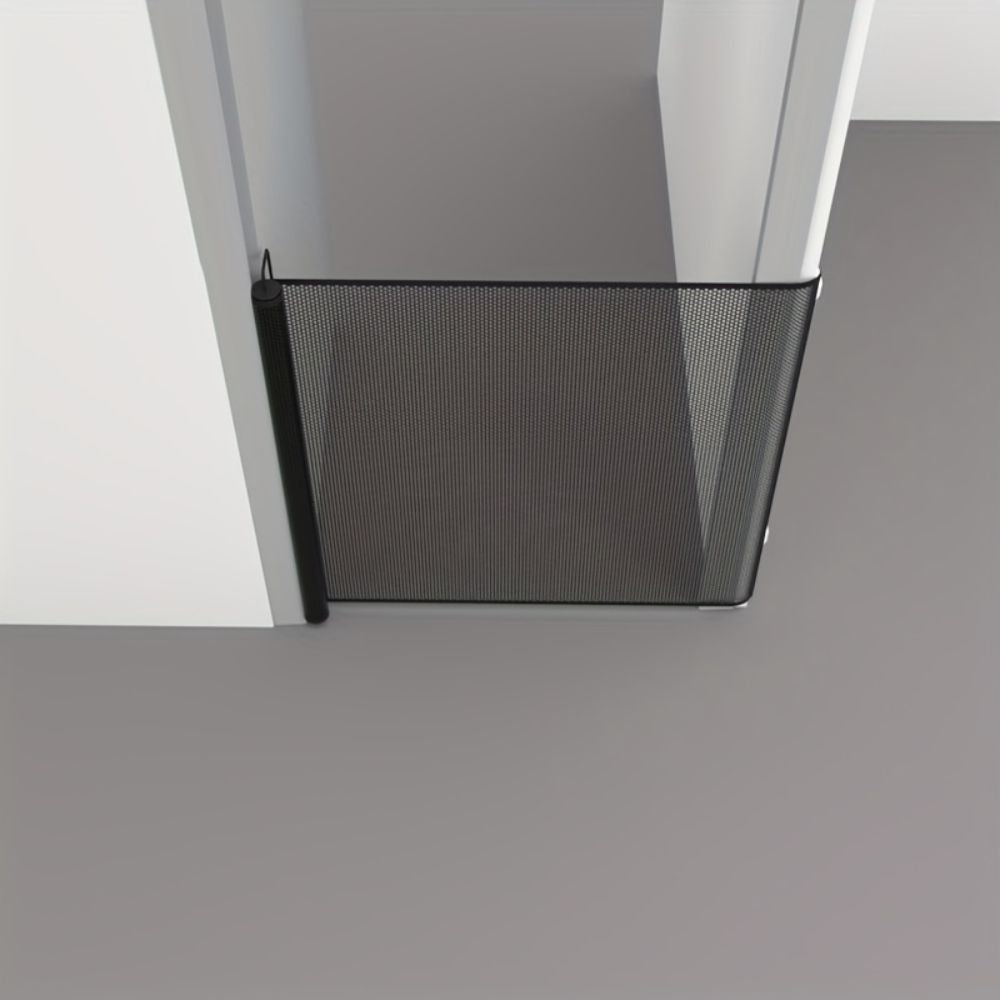 Retractable Dog & Baby Safety Gate | No-Drill Installation, Durable Mesh & Ideal for Doorways and Stairs