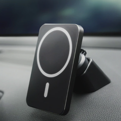 Magnetic Car Mount Wireless Charger 15W Adsorbable Fast Charging Holder For Cellphones