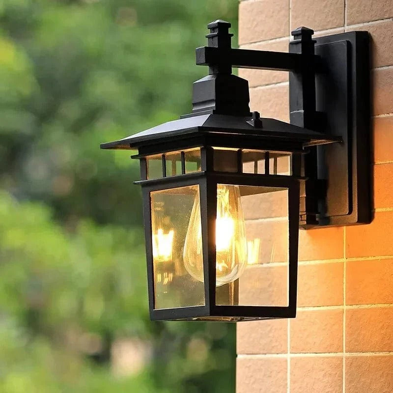 Outdoor Wall Light