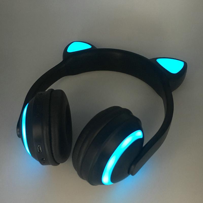 Cat Glowing Bluetooth Headphones